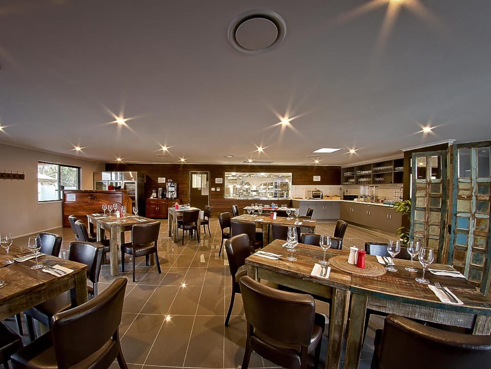 Kings Park Accommodation Motel in Chinchilla