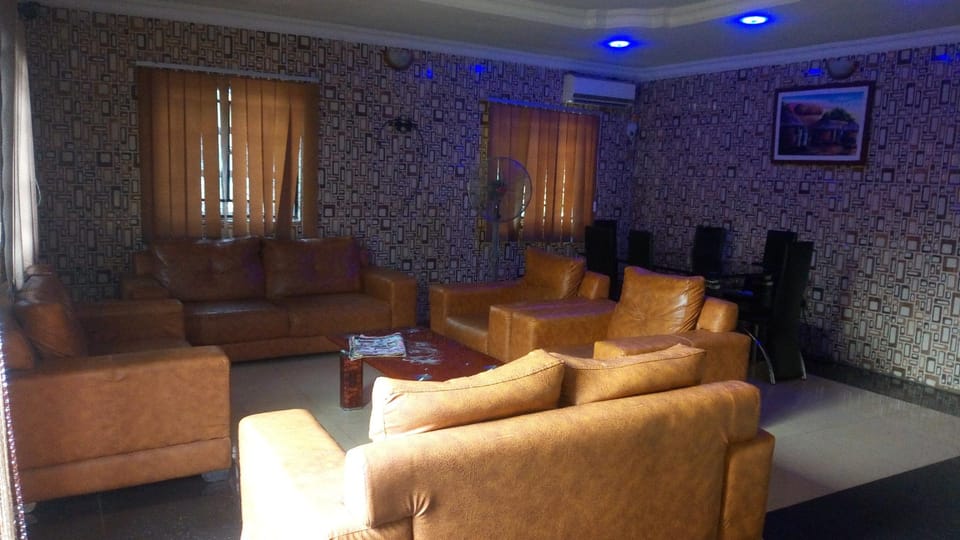 Bar/lounge