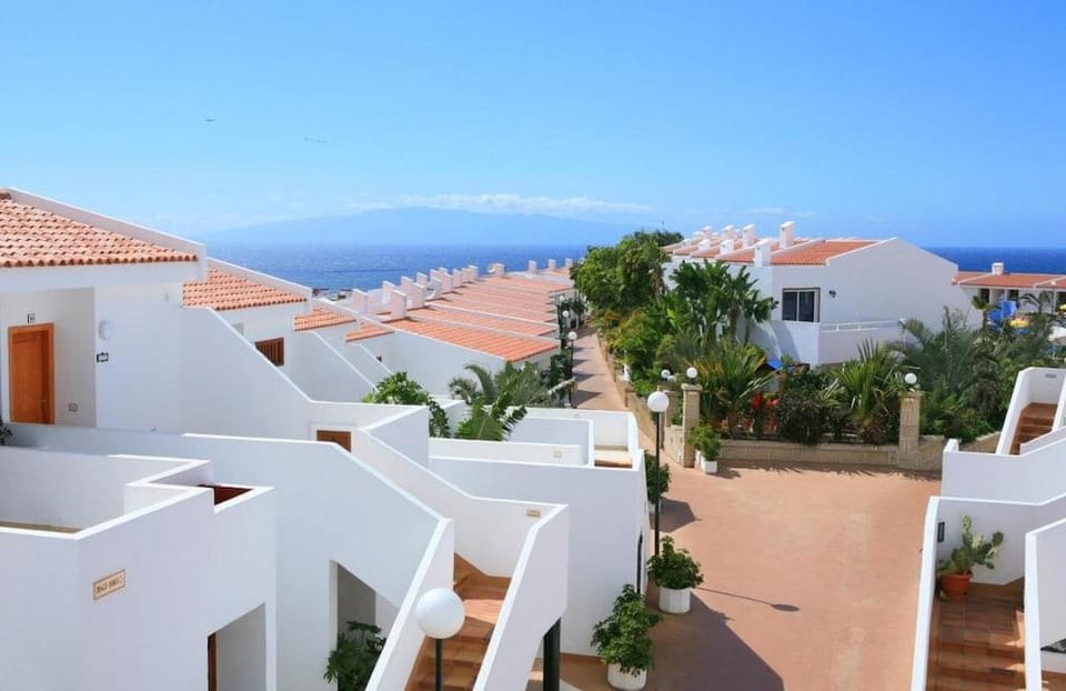 Apartamentos Malibu Hotel in Costa Adeje