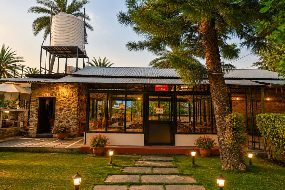 Hotel Samiralok - Boutique Garden Retreat Hotel in Gujarat