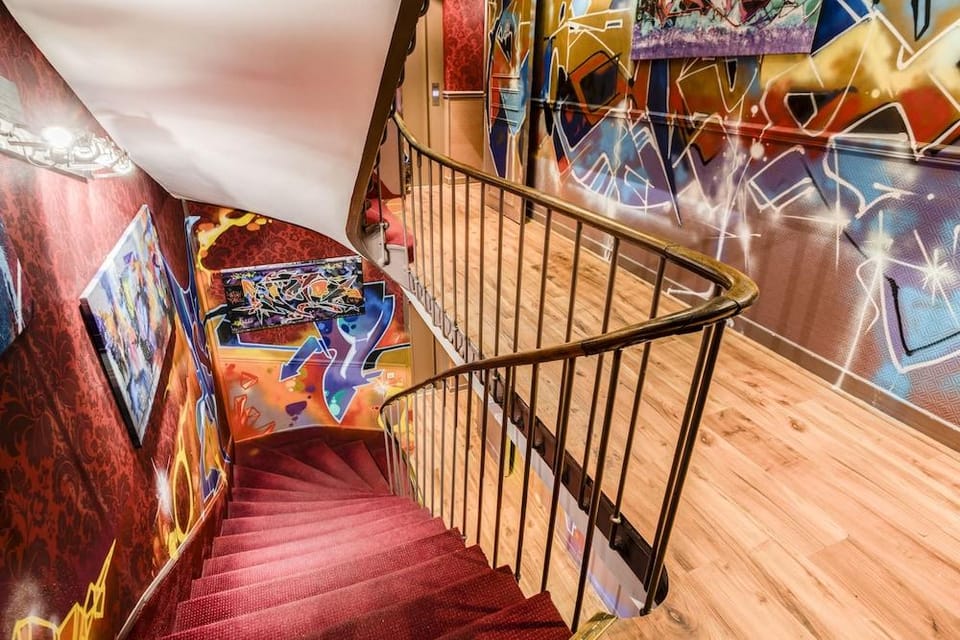 Absolute Paris Hotel in Paris