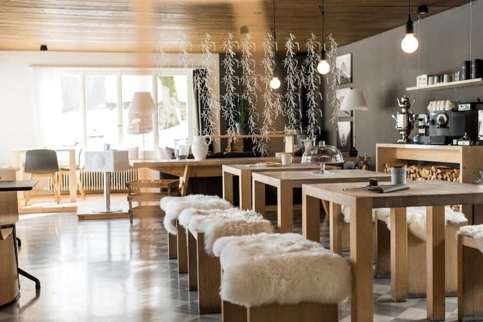Lenk Lodge Hotel in Canton of Valais