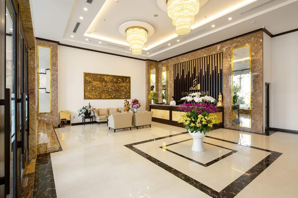 Golden Line Danang Hotel Hotel in Da Nang