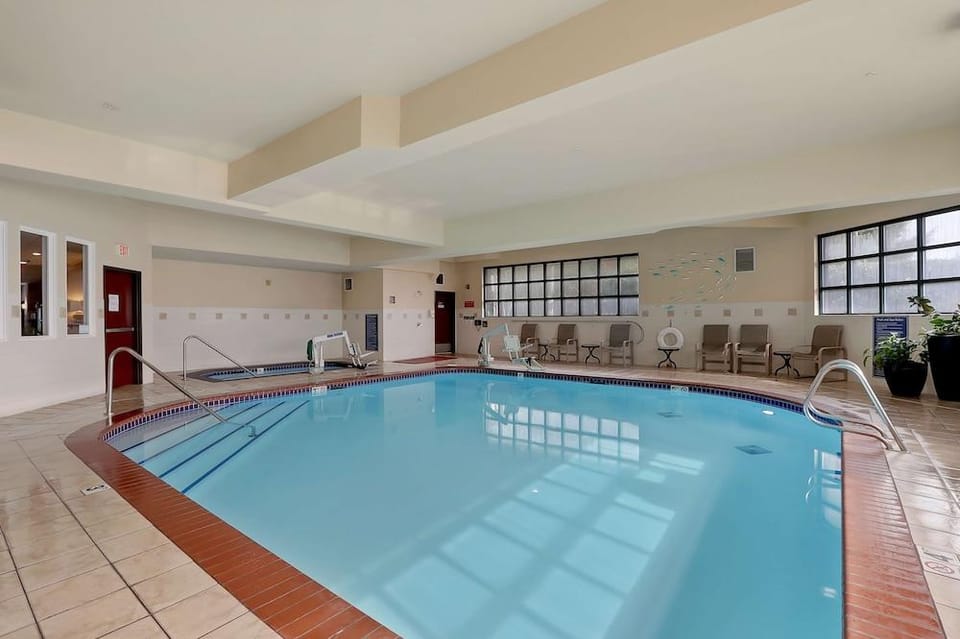Liberty Inn Dupont Hotel in Puget Sound