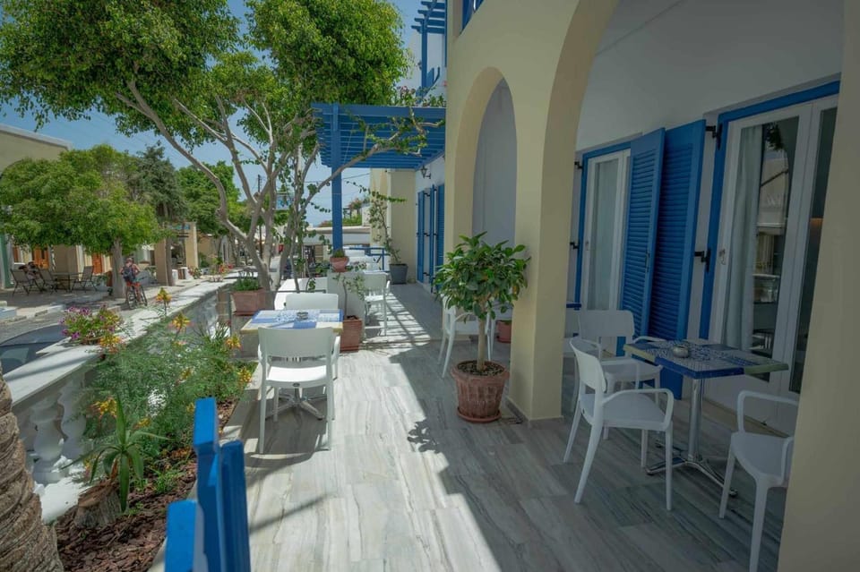Karidis Hotel Hotel in Kamari