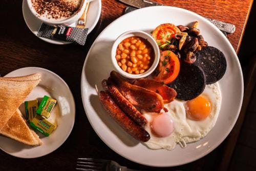 Royal Oak Hotel, Garstang Inn in Wyre District