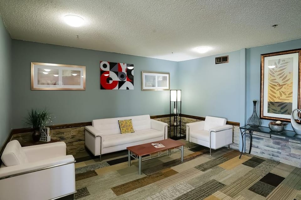 Select Inn Redwood Falls Hotel in Minnesota