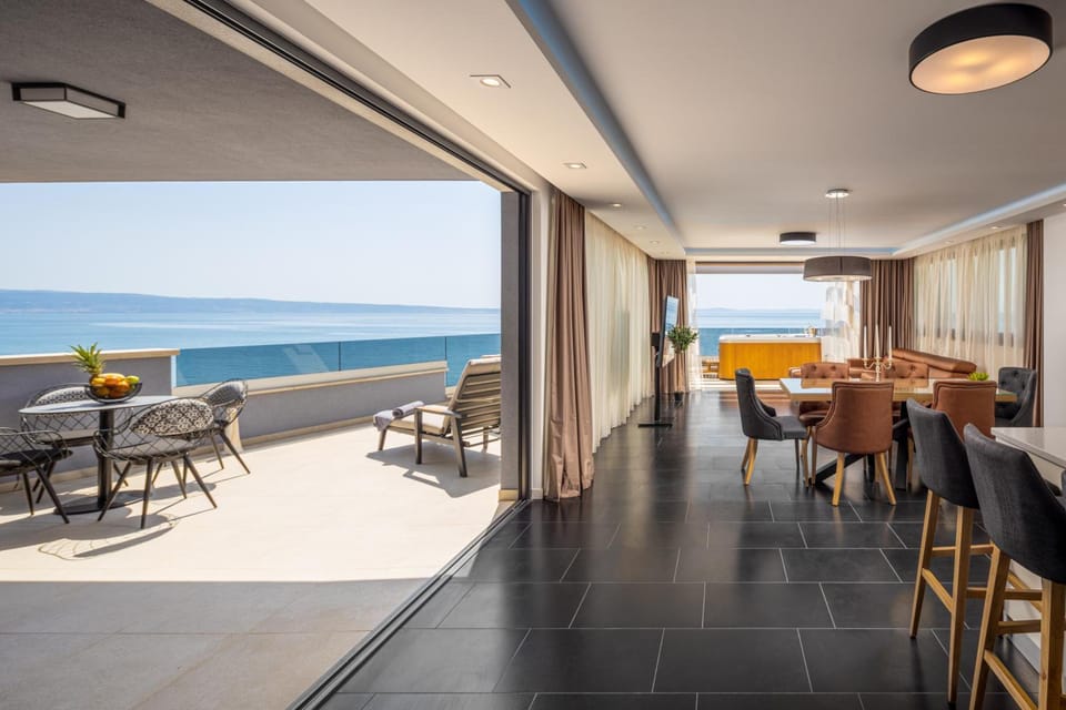 VIPo Prestige Apartments Hotel in Podstrana