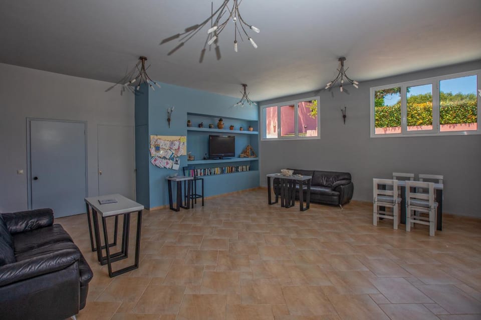 Pelagos Apartments Hotel in Skala