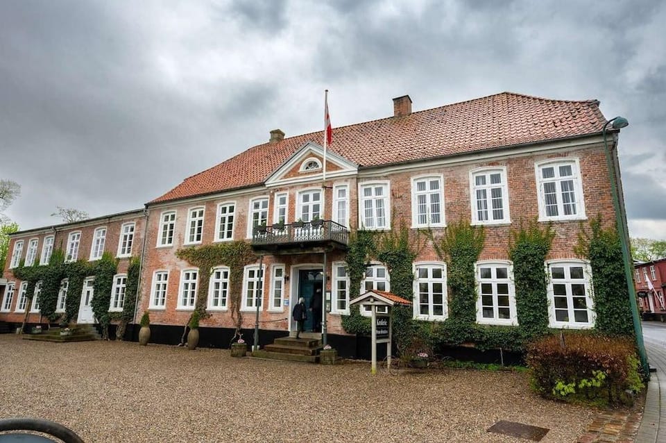 Gram Slotskro Hotel in Region of Southern Denmark