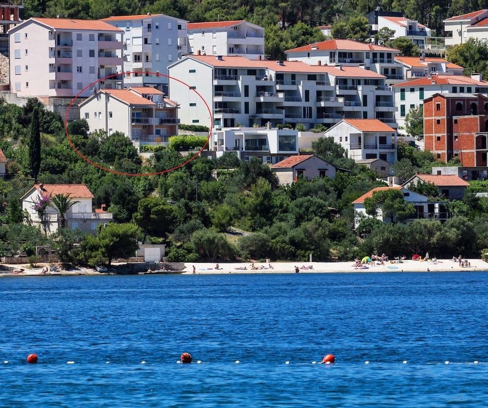 Apartments Kelic Hotel in Okrug Gornji