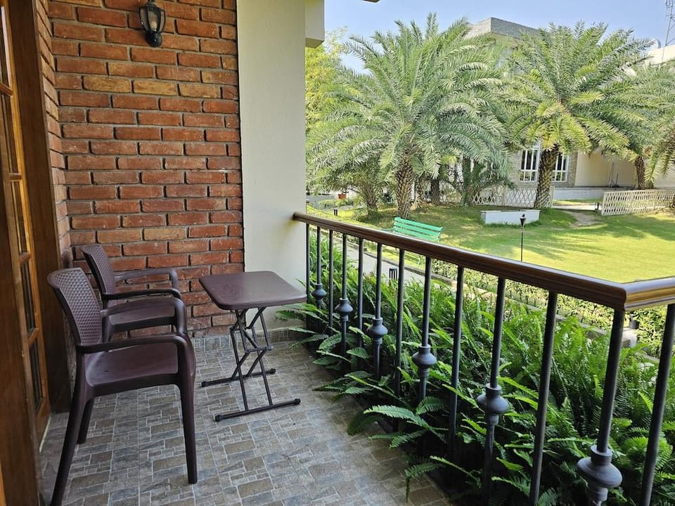 The creek Hotel in West Bengal
