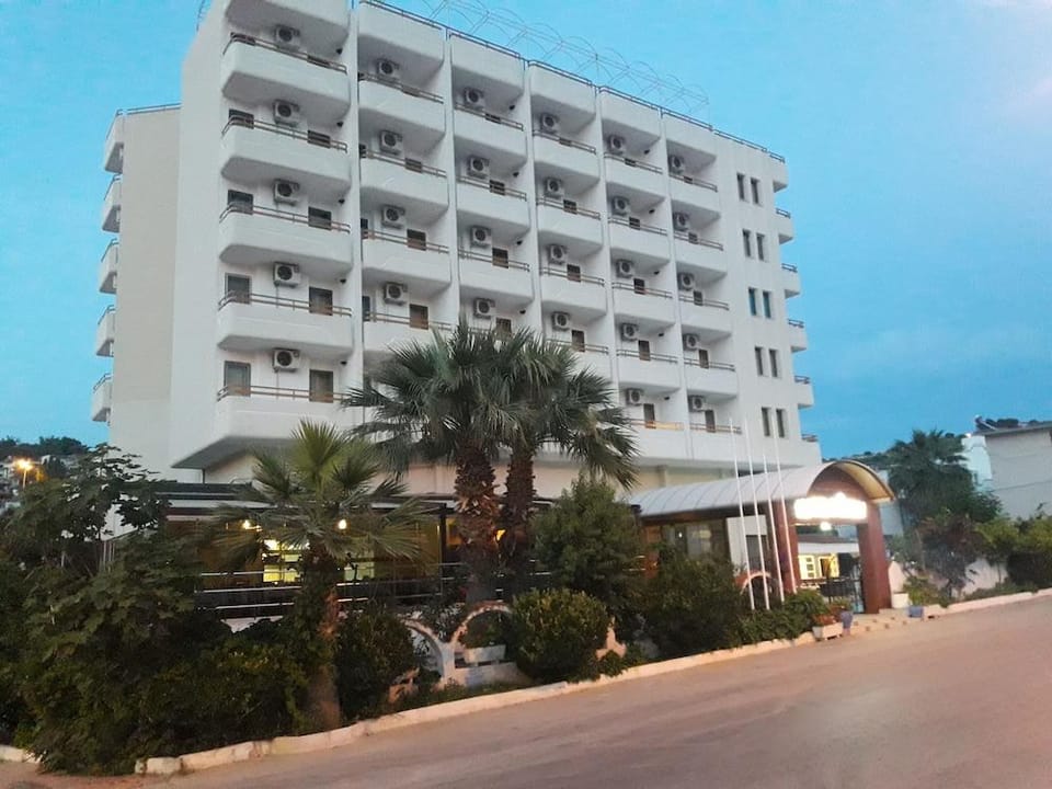 Hotel Minay Hotel in Kusadasi