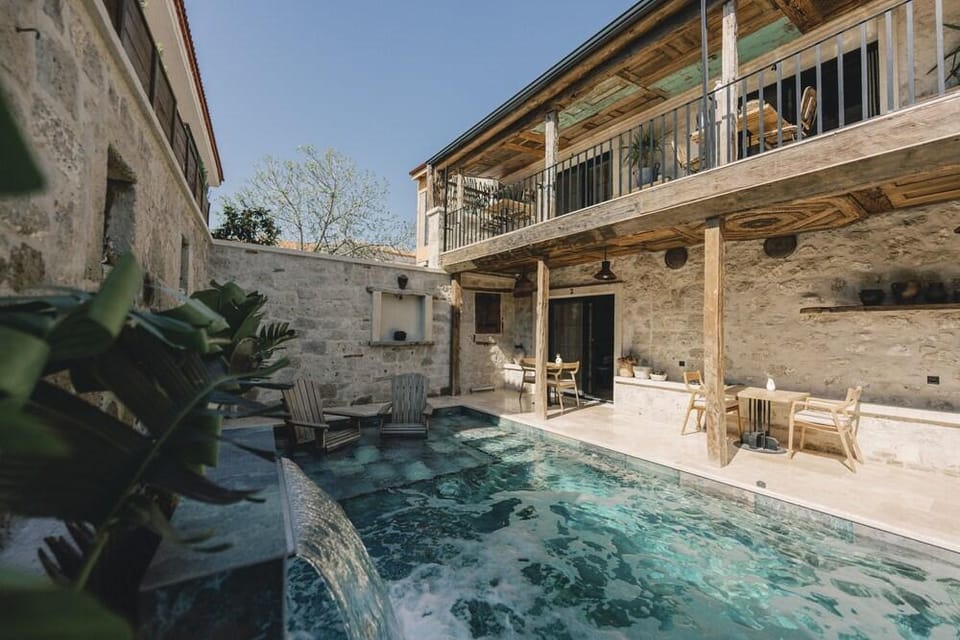 Sayeban Pansiyon Hotel in Alaçatı