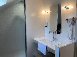 Logis Hotel Etchemaite Hotel in Pays de la Loire