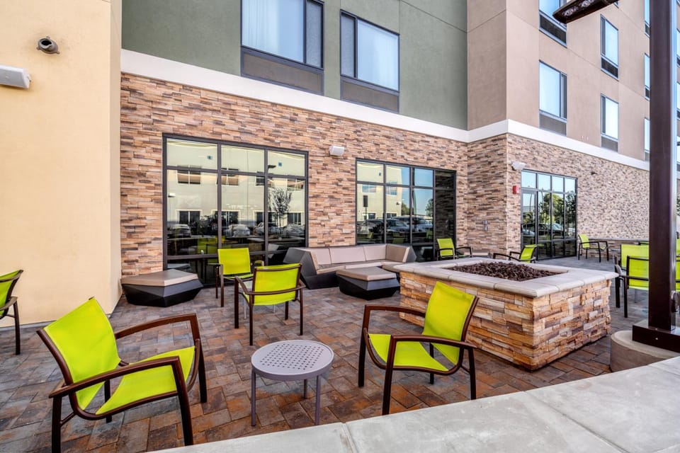 SpringHill Suites by Marriott Oakland Airport Hotel in San Leandro