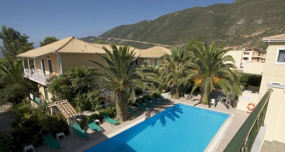 Hotel Phoenix Hotel in Vasiliki
