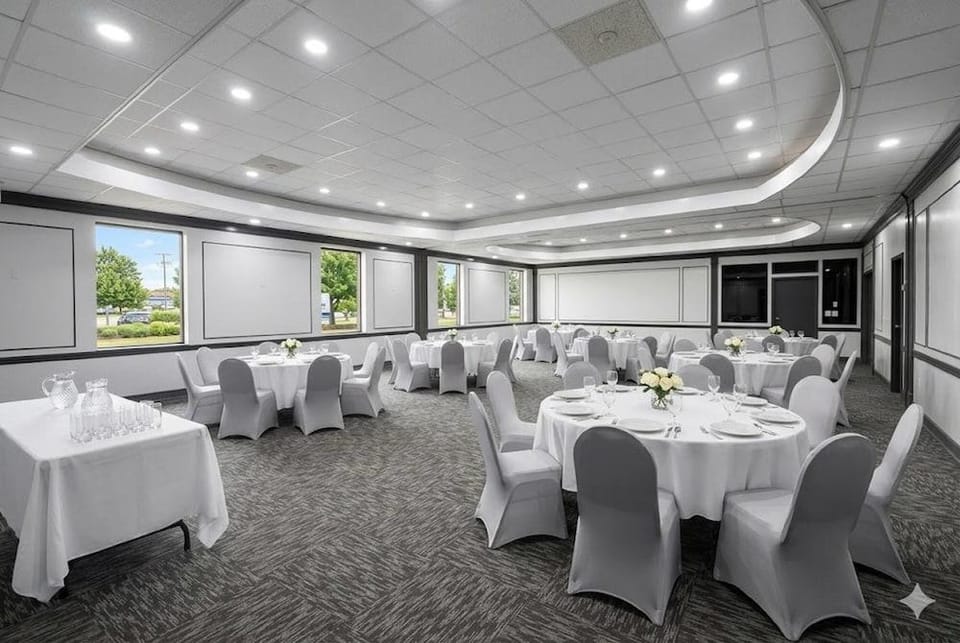 Super 8 - Harrison OH Hotel in Ohio