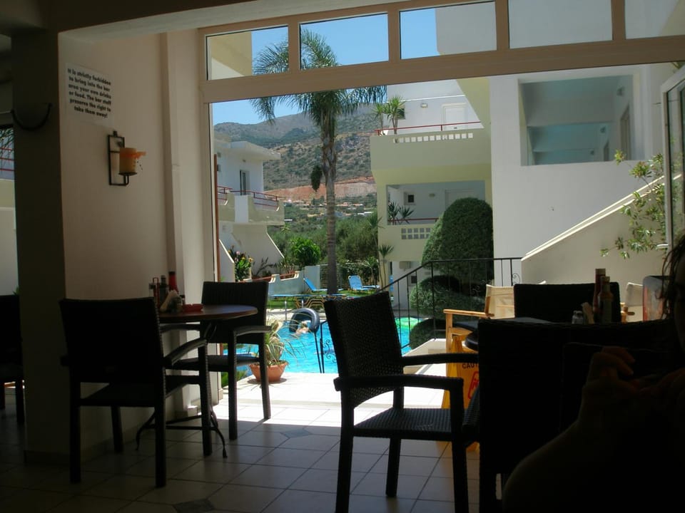 Emerald Hotel Apartment hotel in Malia, Crete