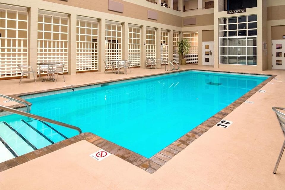 Coates Plaza Hotel Hotel in Minnesota