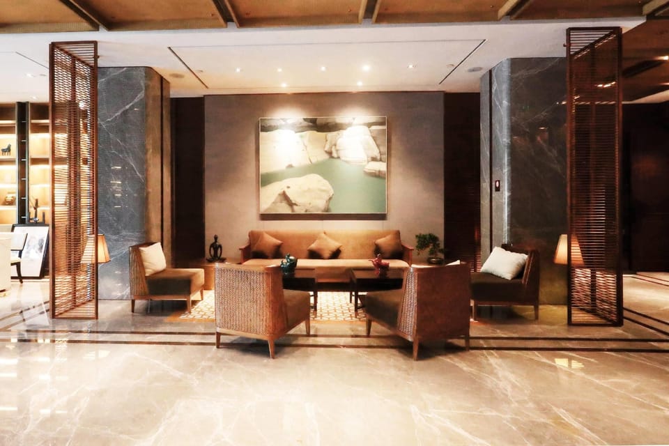 Ramada by Wyndham Leshan Hotel in Sichuan