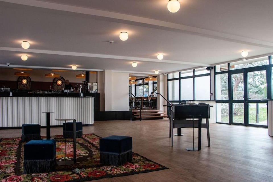 Best Western Saint-Etienne Aeroport Hotel Andrezieux-Boutheon Hotel in Auvergne-Rhône-Alpes