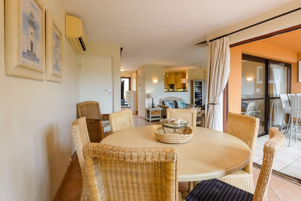 San Lameer Villa Rentals  2823 Hotel in KwaZulu-Natal