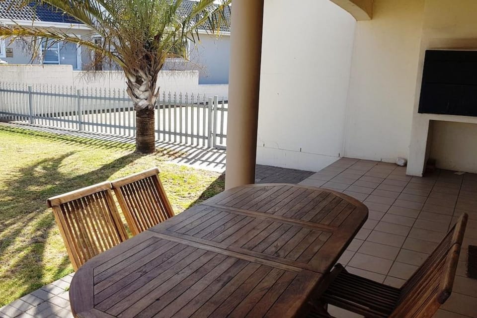 6 Fairway 2 Self catering Hotel in Western Cape