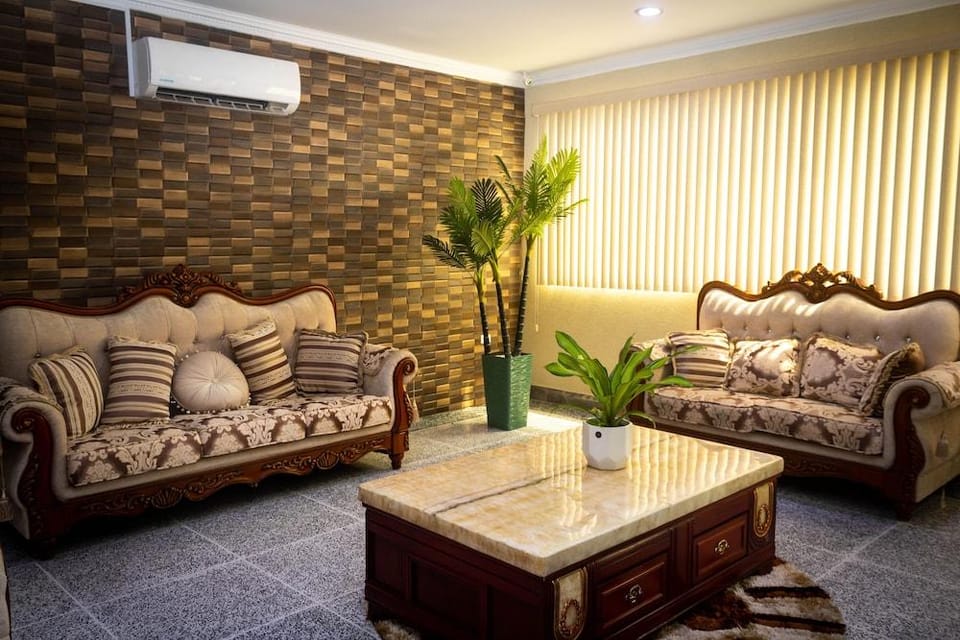 Piarco Palace Hotel in Trinidad and Tobago