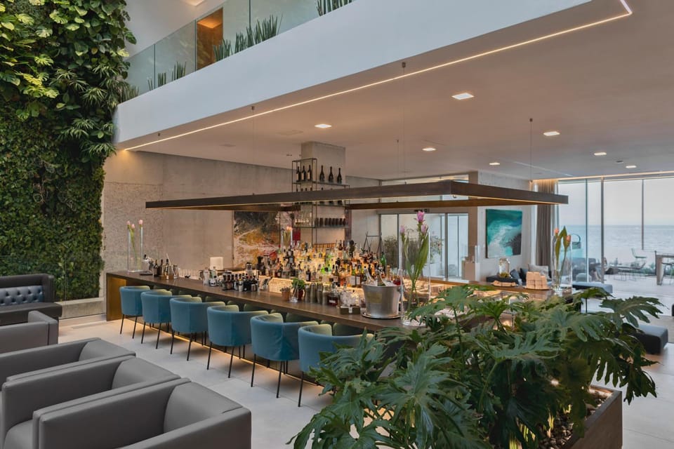 Bar/lounge