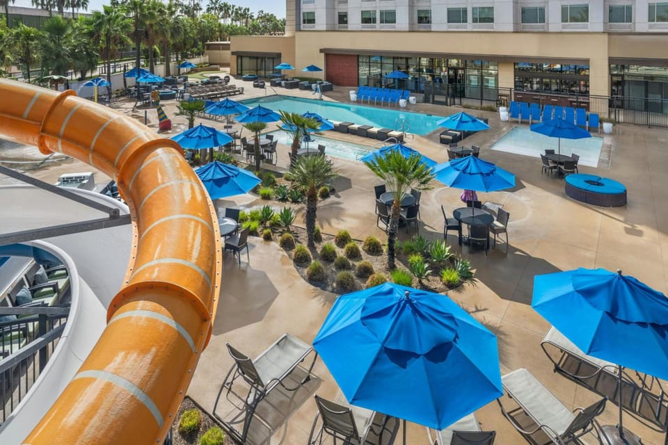 Fairfield by Marriott Inn & Suites Anaheim Resort Hotel in Garden Grove
