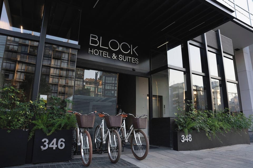Hotel Block Suites Hotel in Mexico City