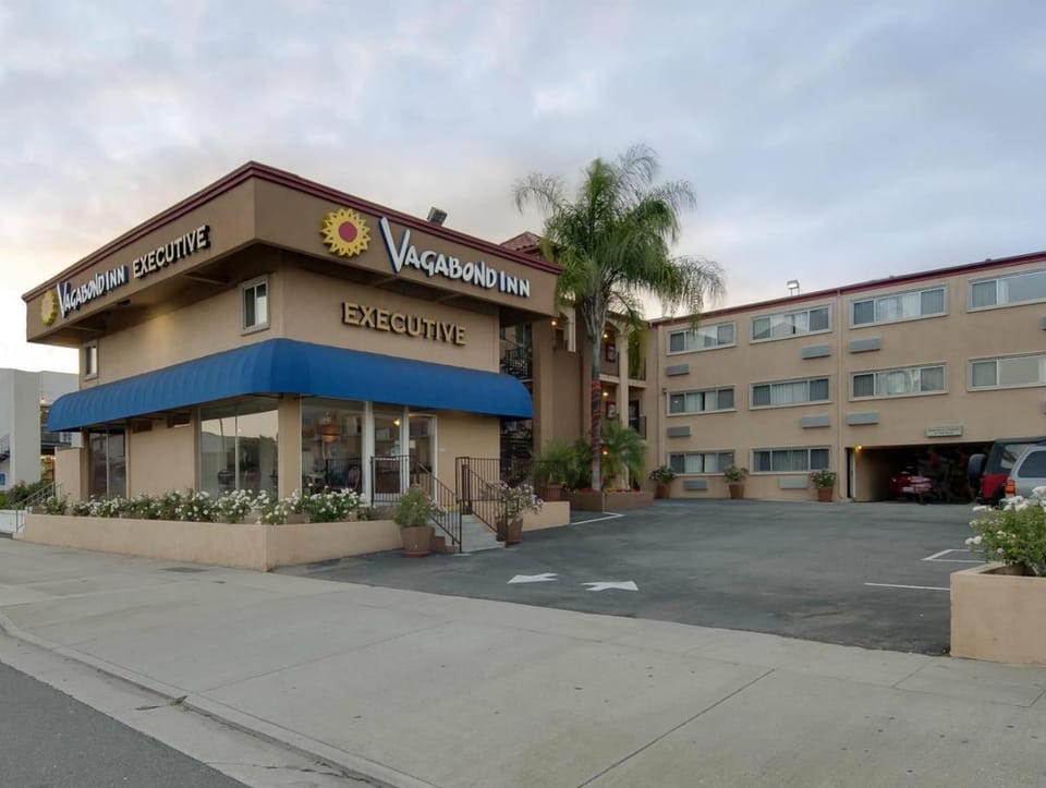 Vagabond Inn Executive Pasadena Hotel in Pasadena