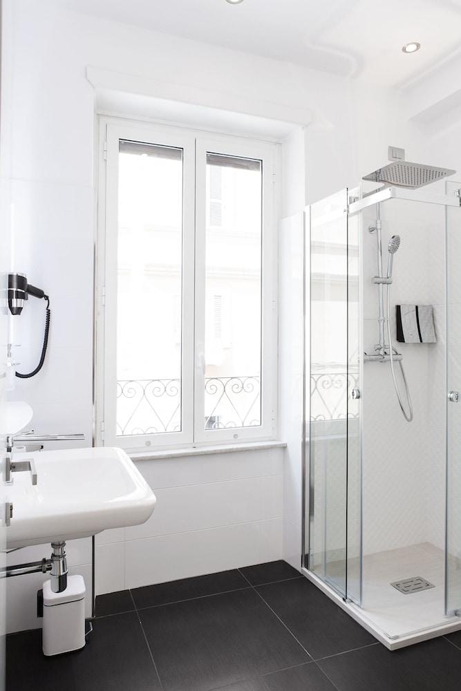 Vatican Grand Suit Hotel in Rome