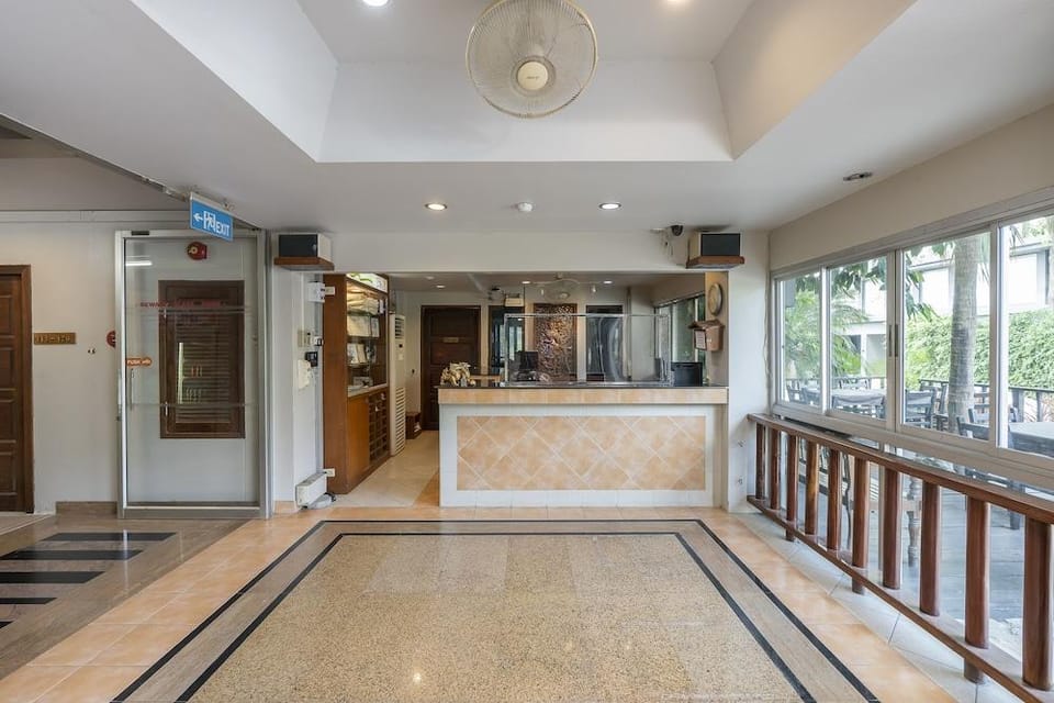 Bella Villa Serviced Apartment Hotel in Pattaya City