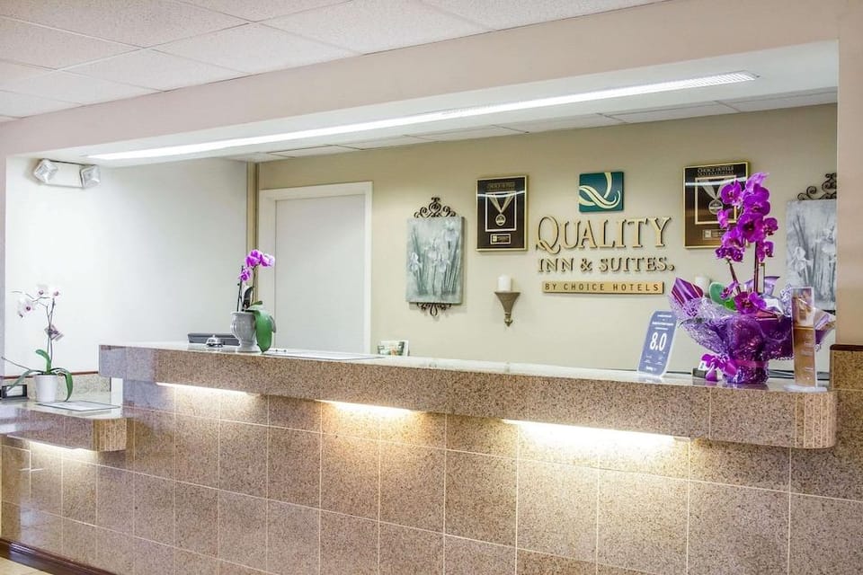 Quality Inn & Suites Hotel in Longview
