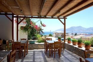 Aeolos Hotel Hotel in Koufonisia