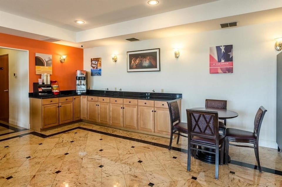Motel 6 Hotel in Rockbridge County