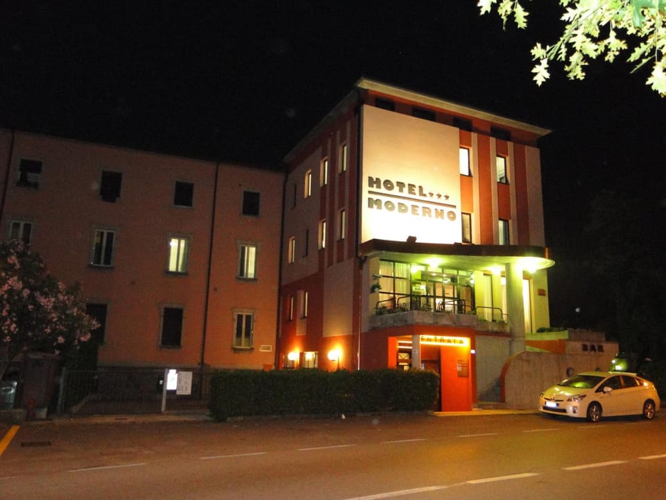 Hotel Moderno Hotel in Province of Brescia