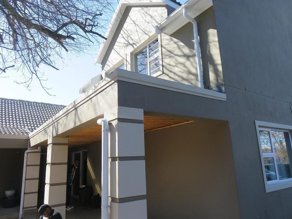Milas Place Hotel in Cape Town