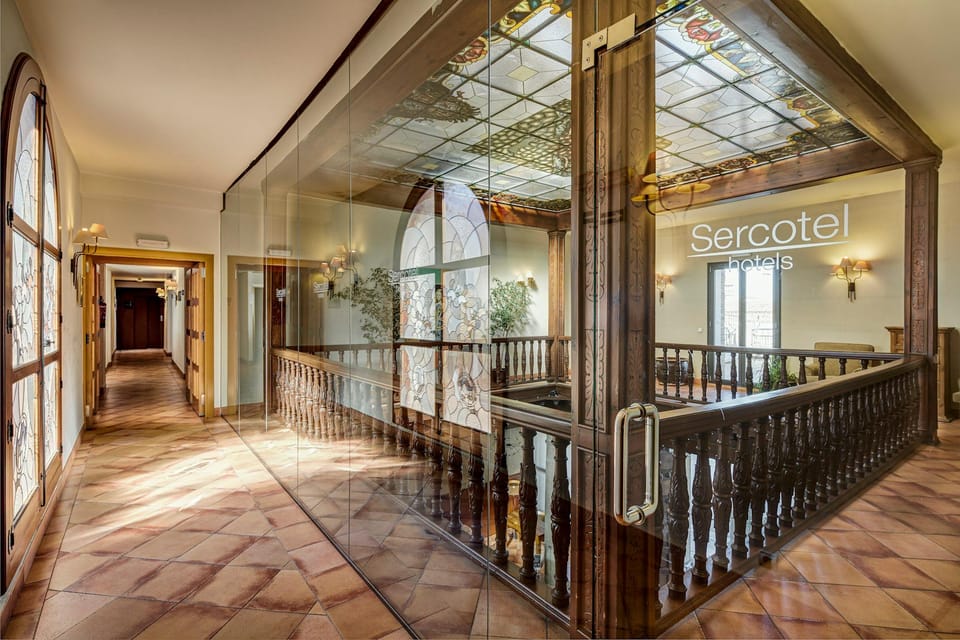 Sercotel Toledo Renacimiento                                                     Hotel in Toledo