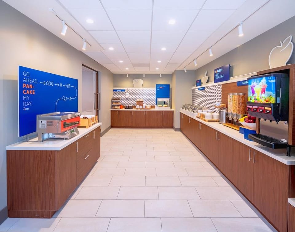 Holiday Inn San Diego - La Mesa Hotel in La Mesa