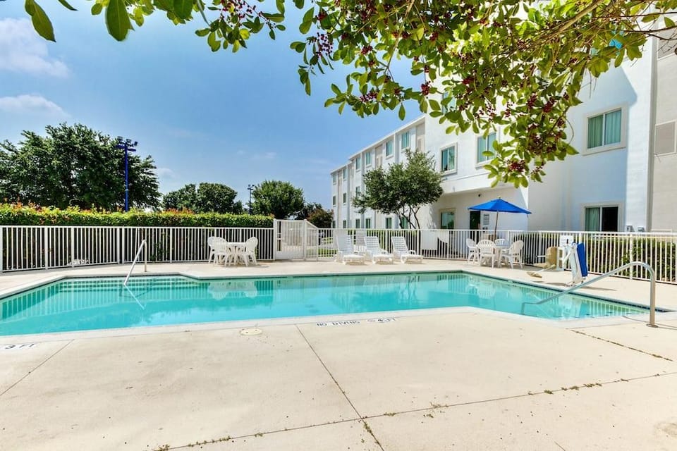 Motel 6 Hotel in Lewisville