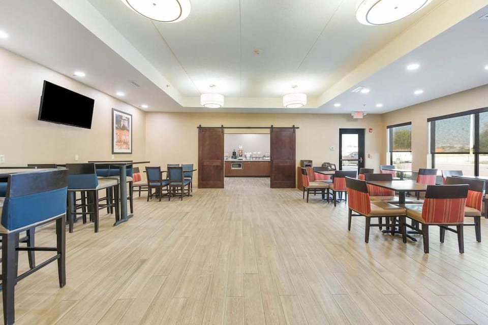Comfort Inn Hotel in Grove City