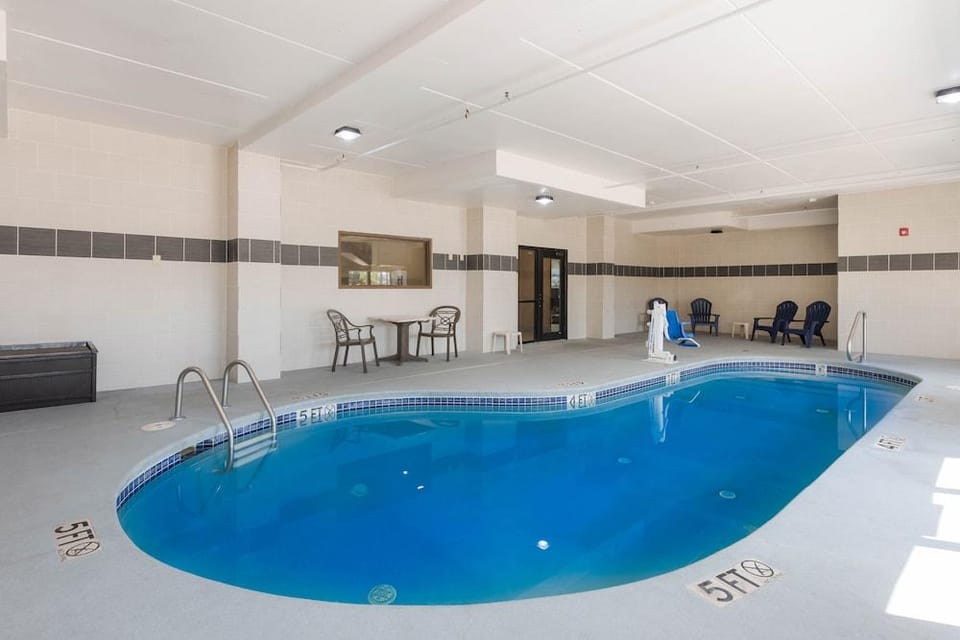 Comfort Inn Hotel in Grove City