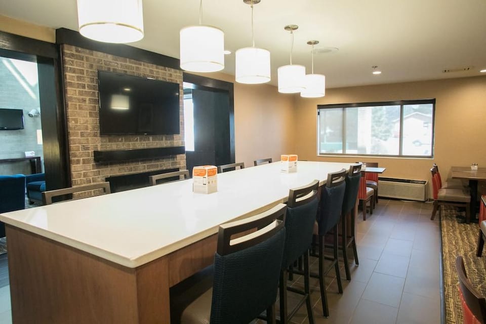Comfort Suites Hotel in Oakbrook Terrace