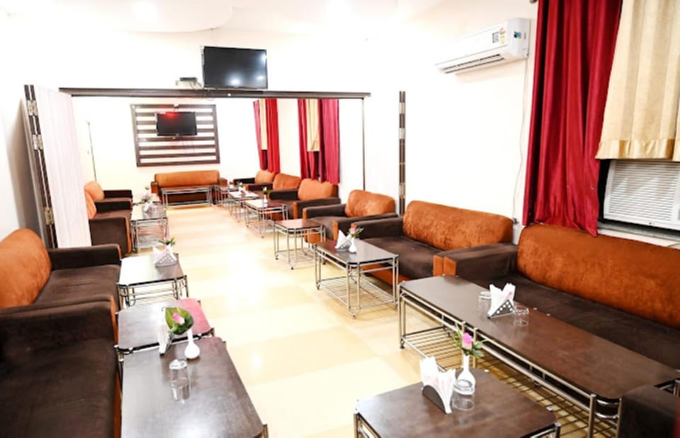 Hotel Pradeep Palace Hotel in Uttar Pradesh