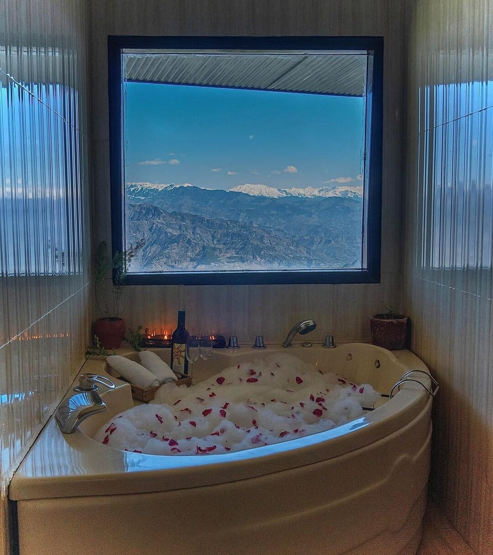 Hotel Mount View Hotel in Himachal Pradesh
