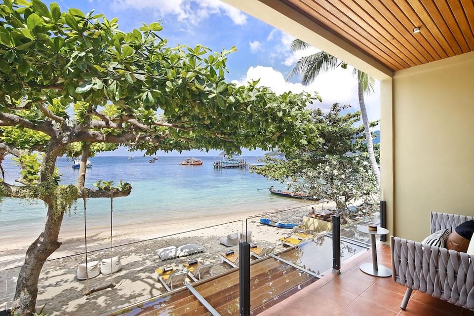 Coral View Maehaad Serviced Apartment Hotel in Ko Tao