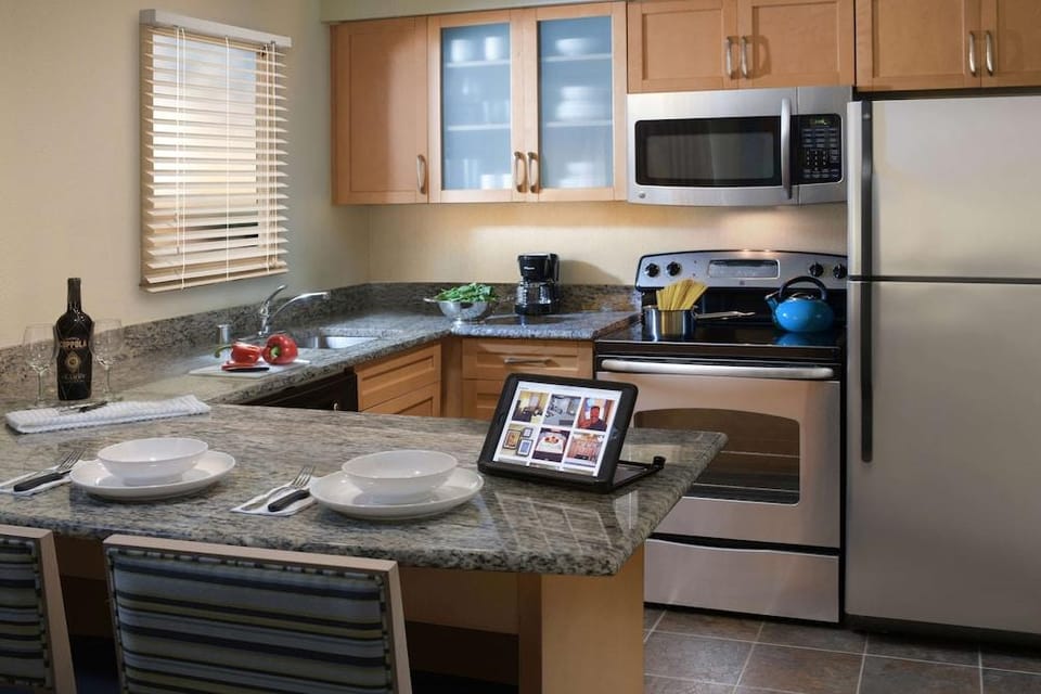 Residence Inn Cincinnati Blue Ash Hotel in Blue Ash